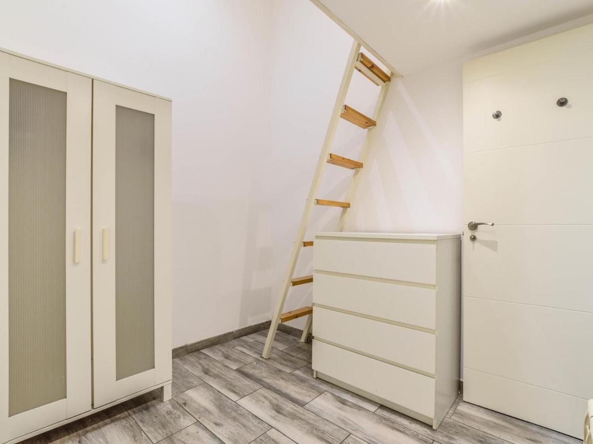 Apartamento En Cuatro Caminos Para 6 Personas Alquiler Temporal Madrid Exterior photo